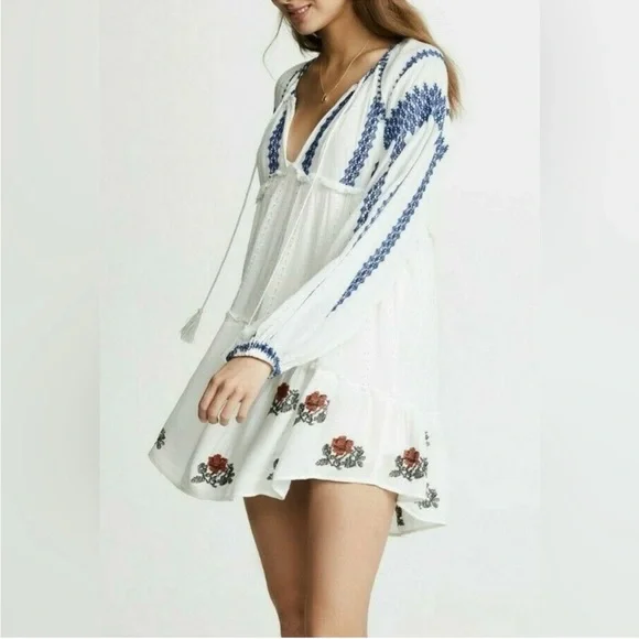 Free People Wild Horses Boho Ethereal Embroidered Mini Dress White Blue XS - Picture 4 of 15